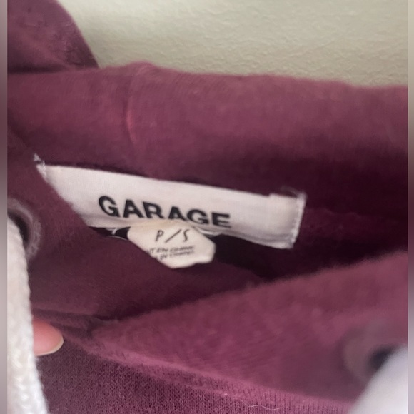 Garage graphic cropped hoodie. Size S - Picture 3 of 3